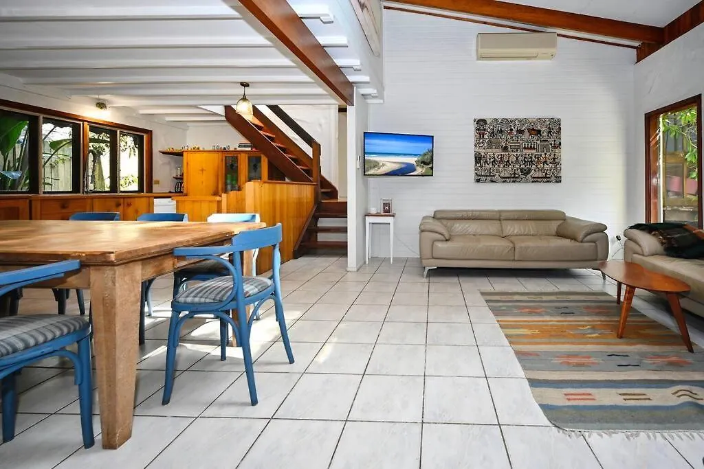Stylish Family Eco Lodge Yaroomba