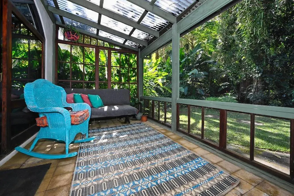 Stylish Family Eco Lodge Yaroomba 0*,  Australia